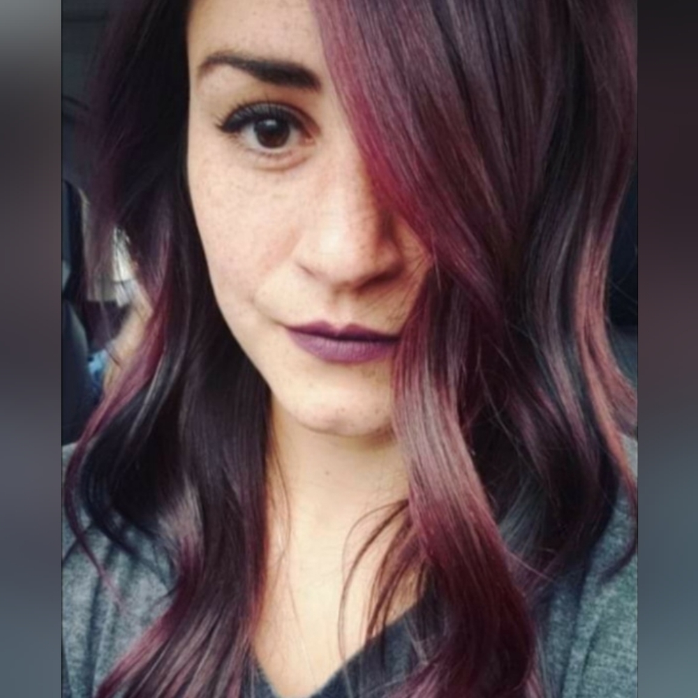 Meet your Posher, Nikki